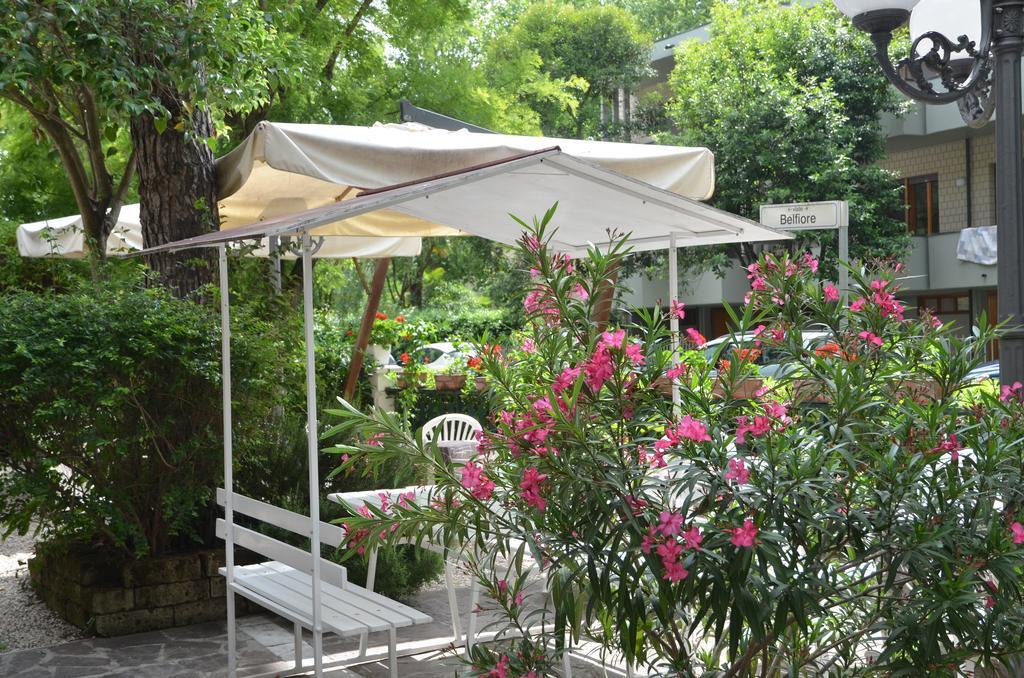 Hotel Monique Cervia Exterior foto