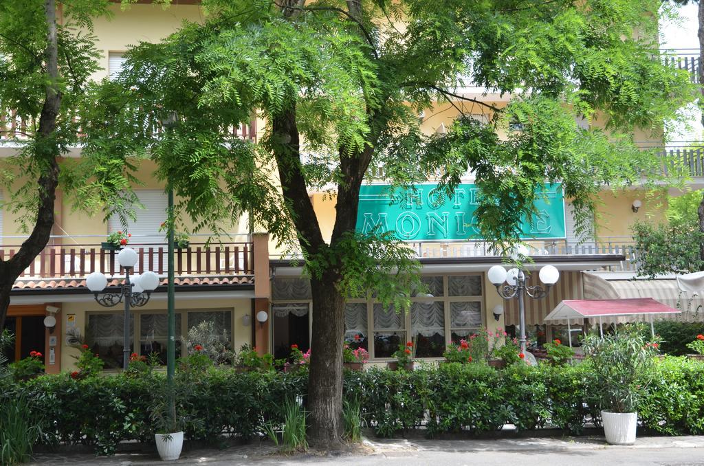 Hotel Monique Cervia Exterior foto